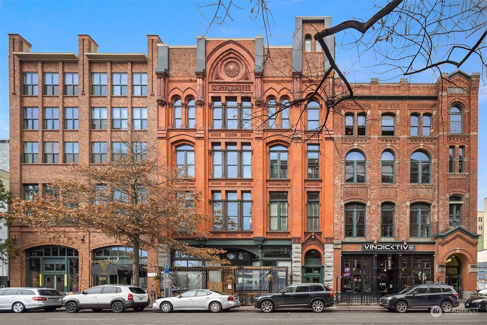 2324 1st AVE #202, Seattle, WA 98121