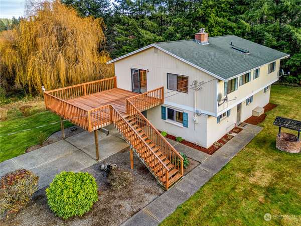 371 NE Waaga WAY, Bremerton, WA 98311