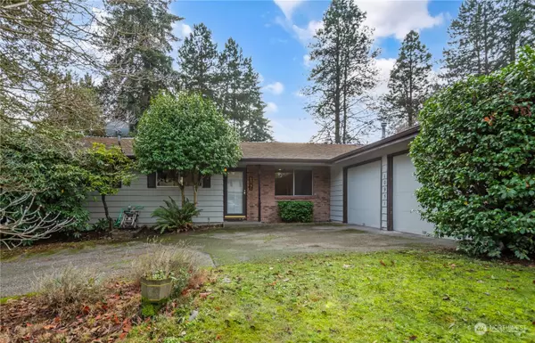 10951 NE 116th PL, Kirkland, WA 98034