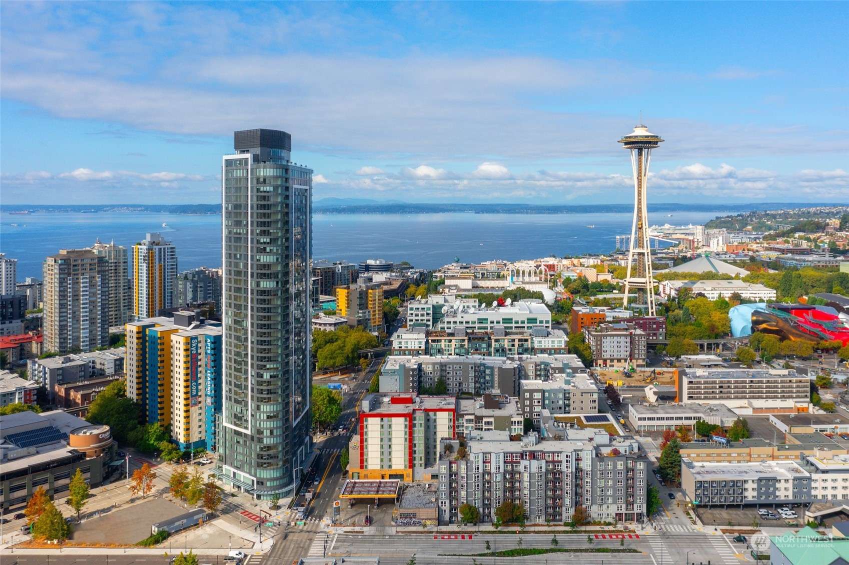 2510 6th AVE #806, Seattle, WA 98121
