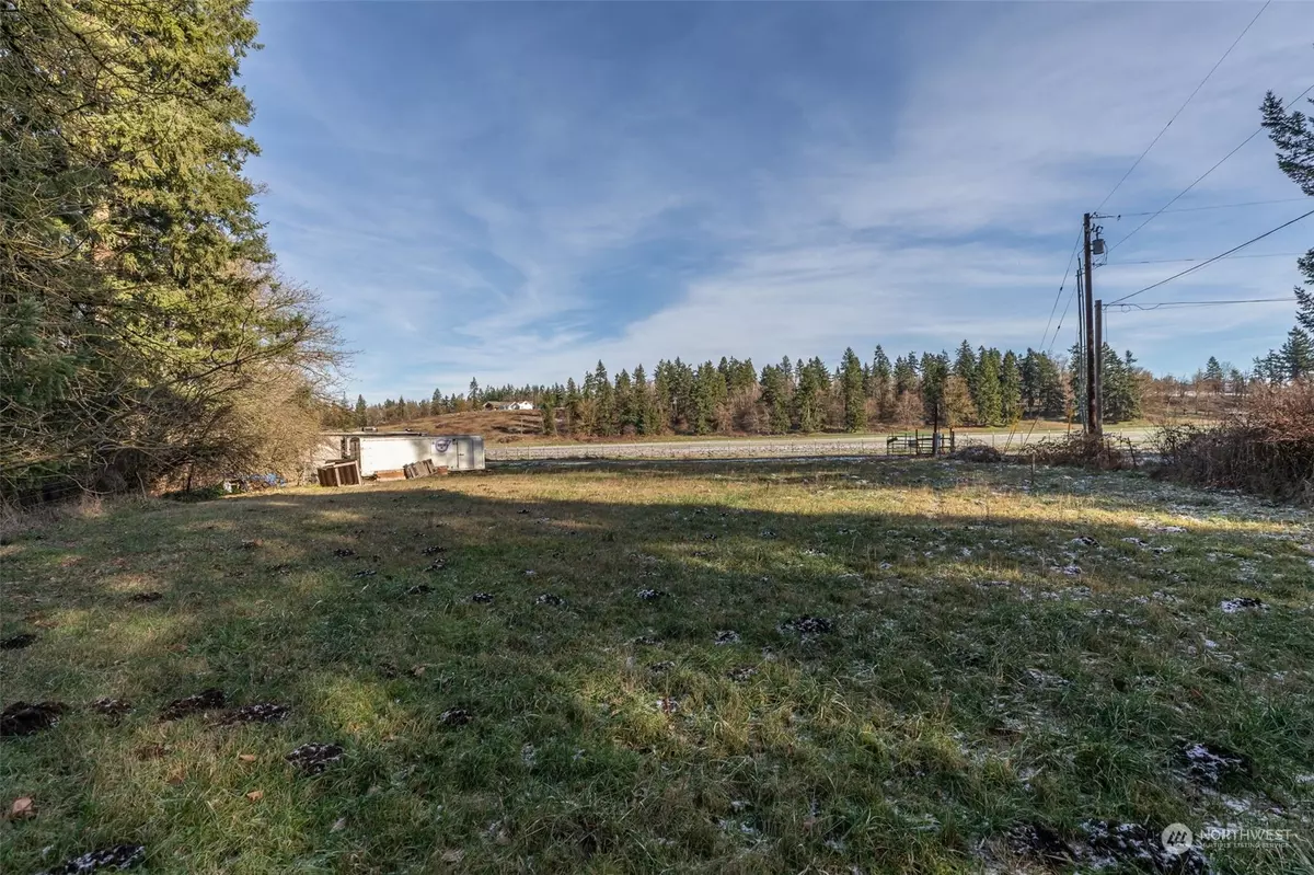 Enumclaw, WA 98022,22730 SE 398 ST