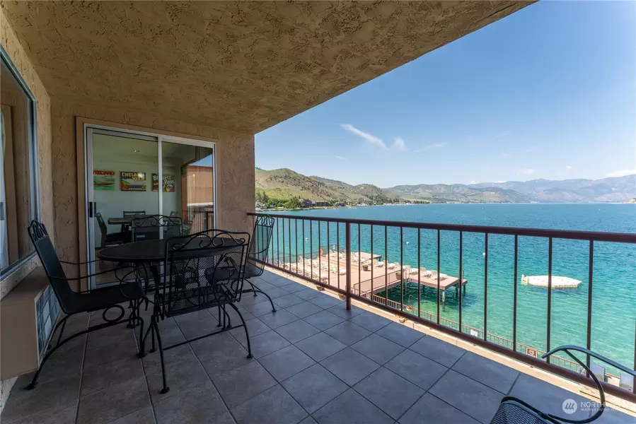 322 W Woodin Ave #302, Chelan, WA 98816