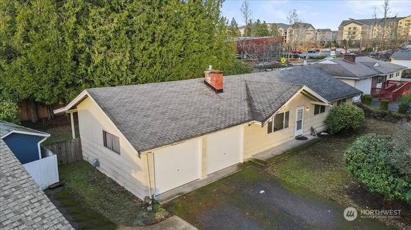 910 S 321st ST, Federal Way, WA 98003