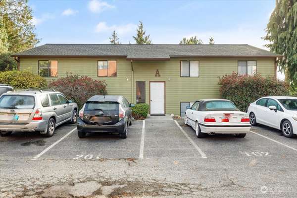 690 NW Atalanta Way A201, C101, C201, Oak Harbor, WA 98277