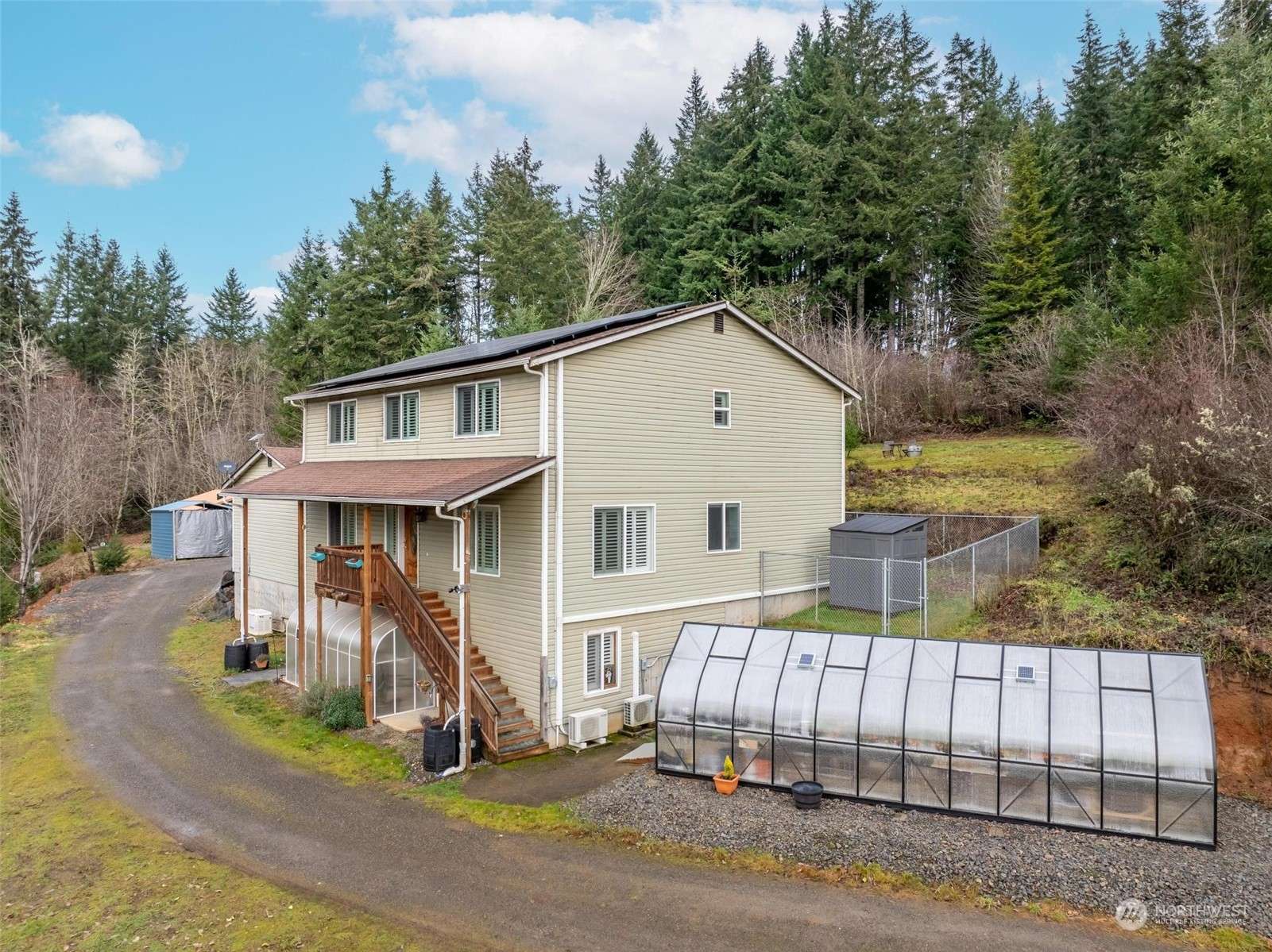 20200 Michigan Hill RD SW, Rochester, WA 98579