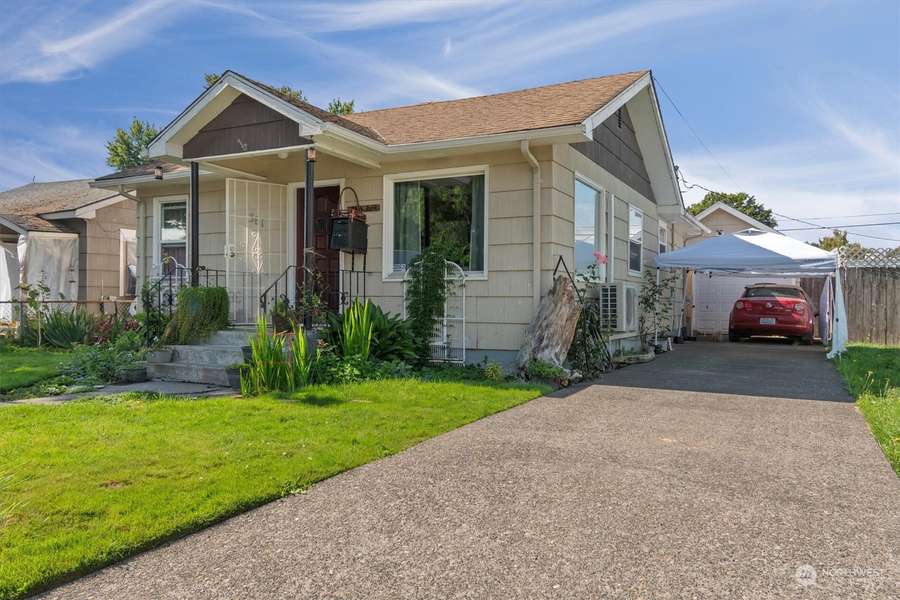 361 18th, Longview, WA 98632