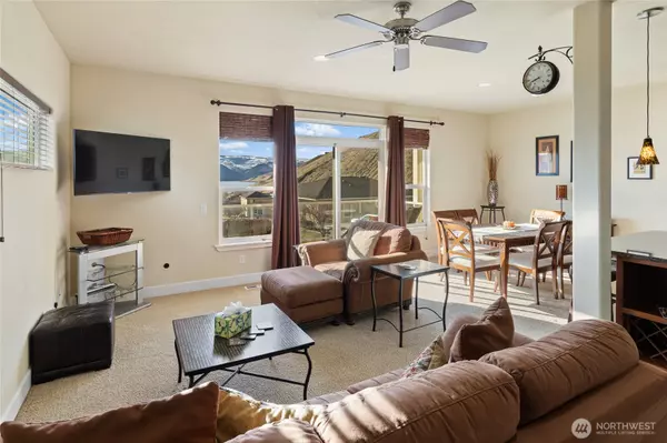 Quincy, WA 98848,9205 Red Cliff DR NW #B50