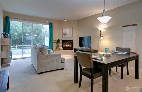 262 Oyhut Bay BLVD SW #106, Ocean Shores, WA 98569