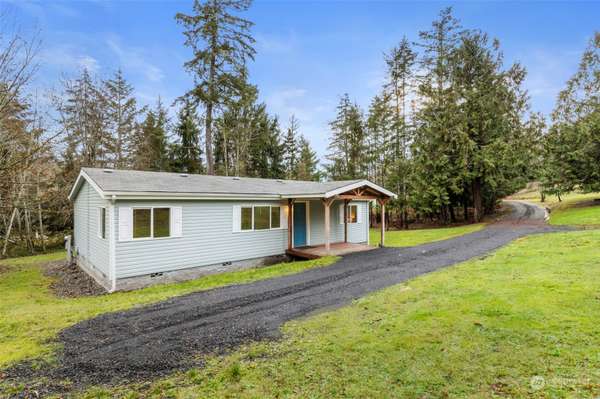 470 E Gills Cove DR, Allyn, WA 98524