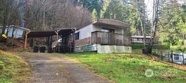 100 NE Steelhead S, Belfair, WA 98528