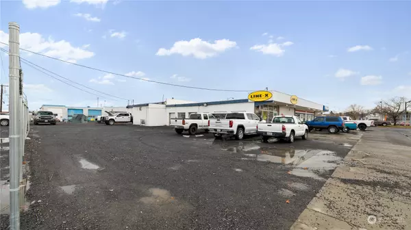 Moses Lake, WA 98837,508 E 3rd AVE