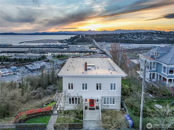 Seattle, WA 98119,1511 11th AVE W #6