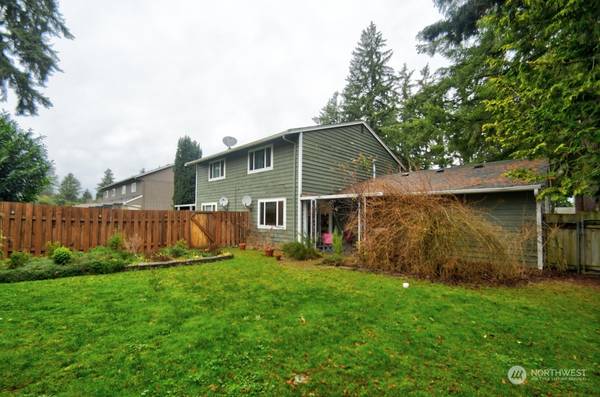 1033 Midway DR NE, Lacey, WA 98516