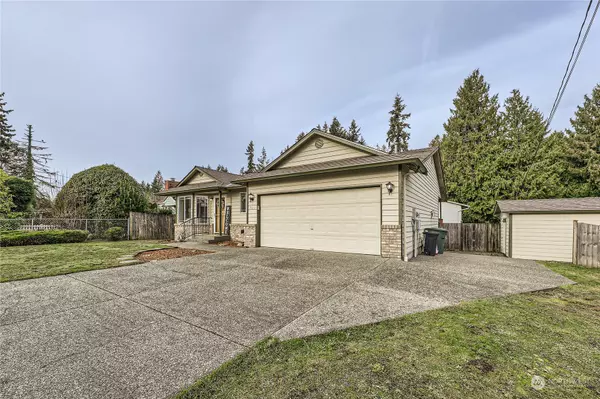413 60th ST SE, Everett, WA 98203