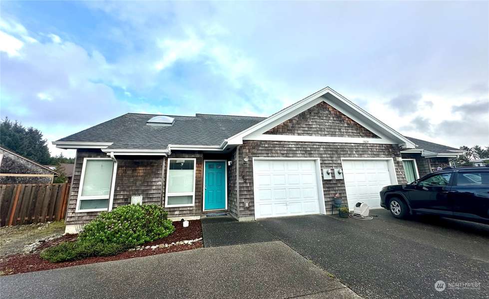 142 NW 28th ST, Long Beach, WA 98631