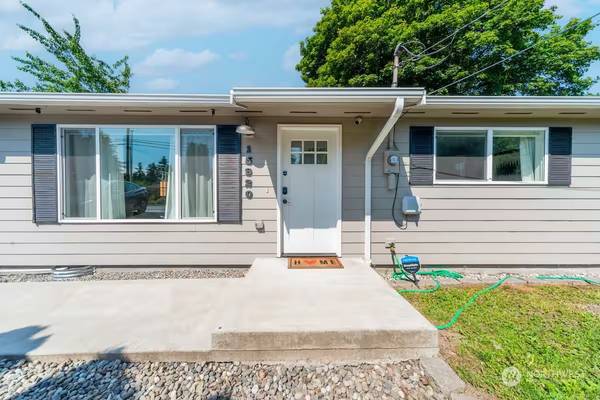 15920 W 52nd. AVE, Edmonds, WA 98026