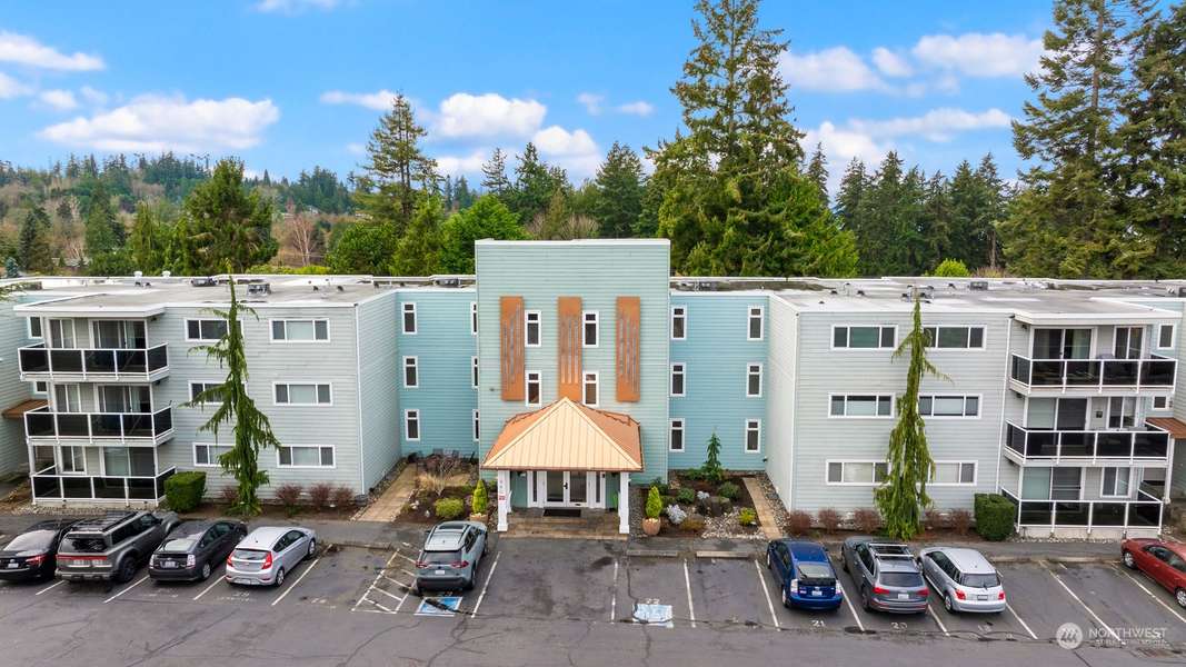 960 5th AVE S #205, Edmonds, WA 98020