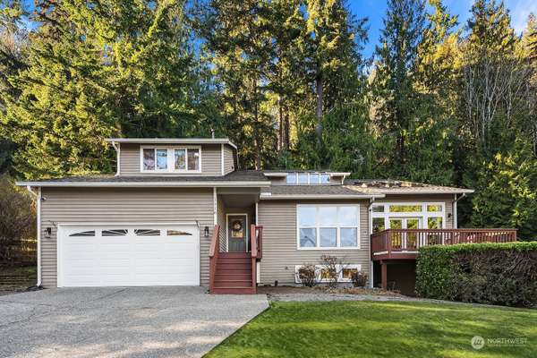 1110 Ridgewood PL SW, Issaquah, WA 98027