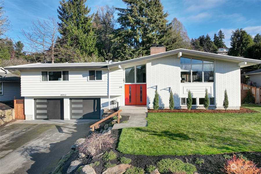 19712 12th AVE NW, Shoreline, WA 98177