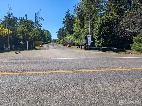 Copalis Beach, WA 98535,2 Dolphin LN