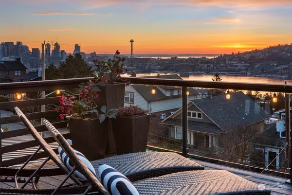 2220 Broadway E, Seattle, WA 98102