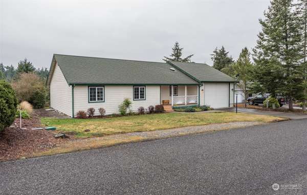 211 Brittany LN, Sequim, WA 98382