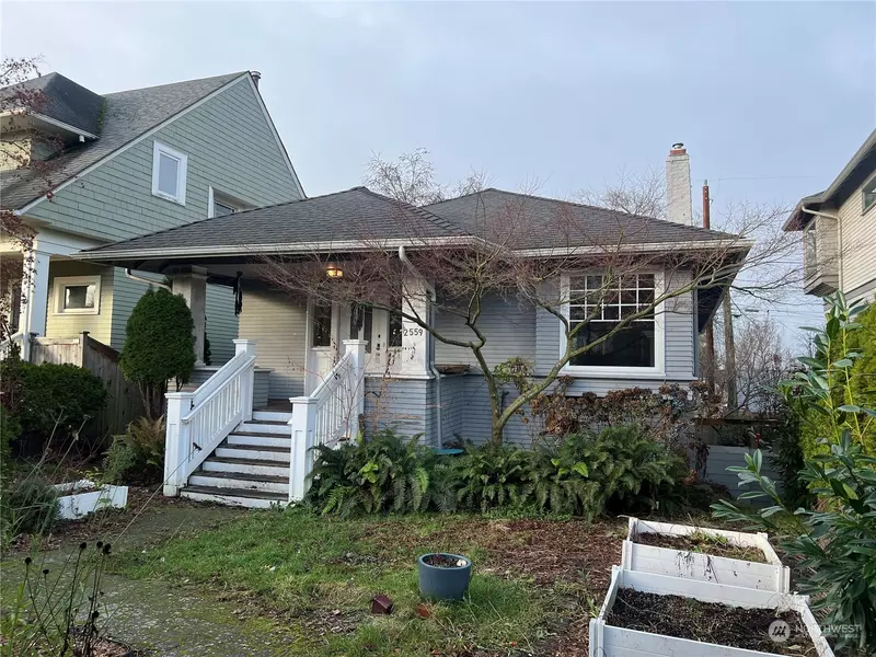 2559 9th AVE W, Seattle, WA 98119