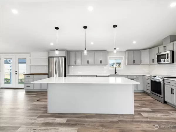 Mattawa, WA 99349,734 Lakeside WAY SW