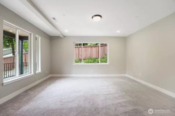 Sammamish, WA 98074,1827 216th PL NE
