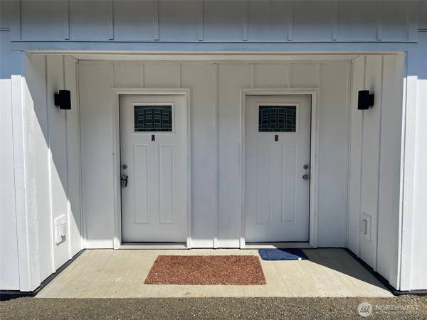 1306 Melbourne CT, Westport, WA 98595