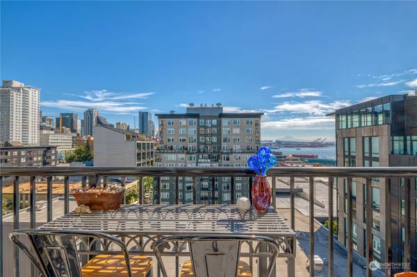 2717 Western AVE #1016, Seattle, WA 98121