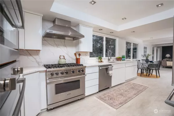 Federal Way, WA 98023,32520 30th AVE SW