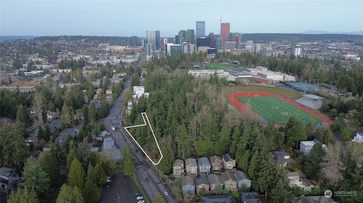 Bellevue, WA 98004,814 844 Bellevue WAY SE
