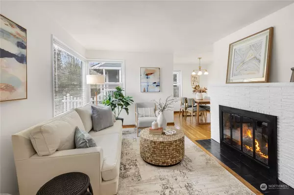 3733 SW Tillman ST, Seattle, WA 98126