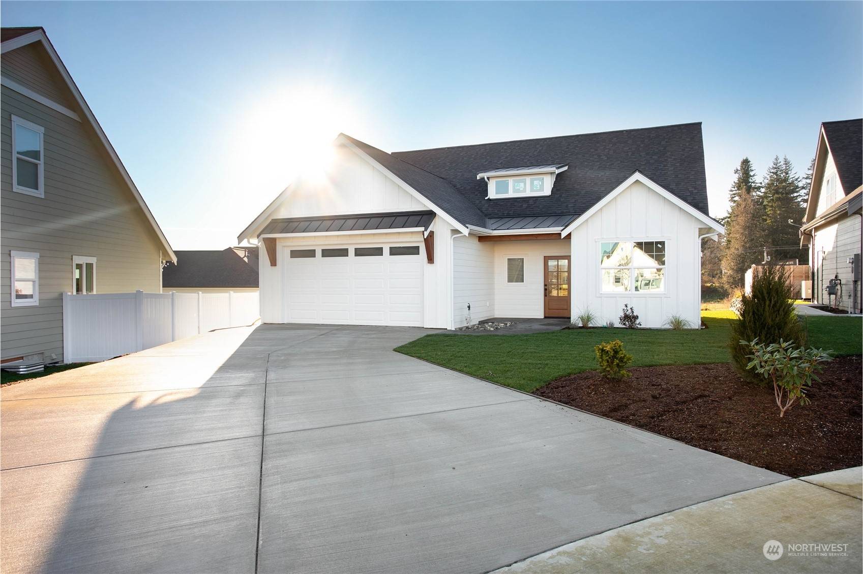 Lynden, WA 98264,2015 Monteview CT