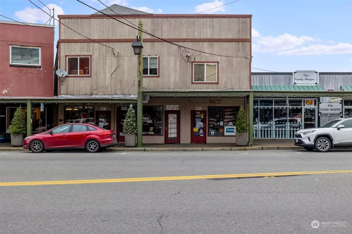 Port Orchard, WA 98366,821 Bay St