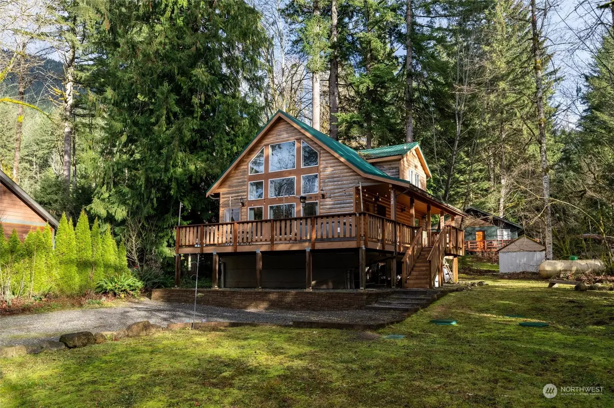 Deming, WA 98244,7548 Olsen DR