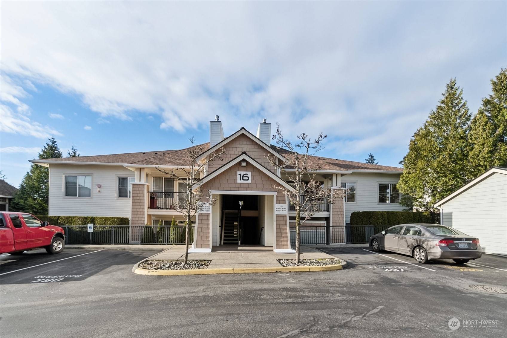 15026 40th AVE W #16-304, Lynnwood, WA 98087