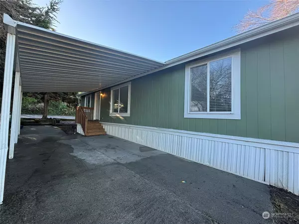 Port Angeles, WA 98362,84 Bayview Park LN #25