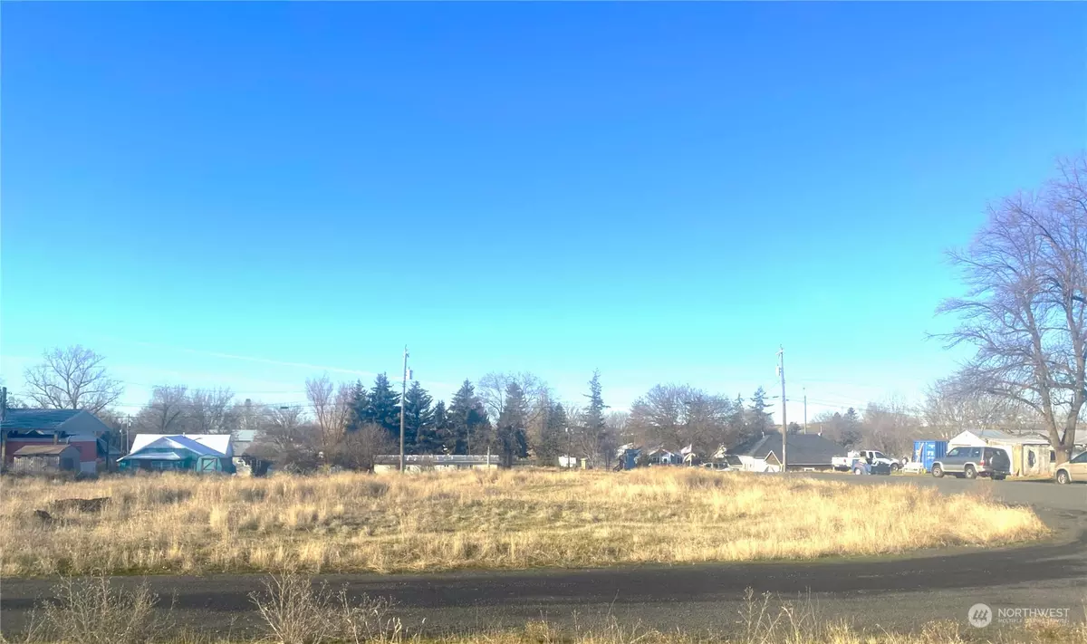 Harrington, WA 99134,210 N 1st