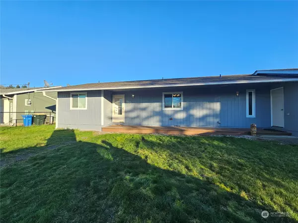 850 SW 21st ST, Chehalis, WA 98532