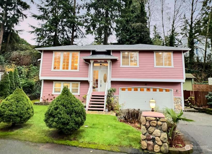 22407 66th AVE W, Mountlake Terrace, WA 98043