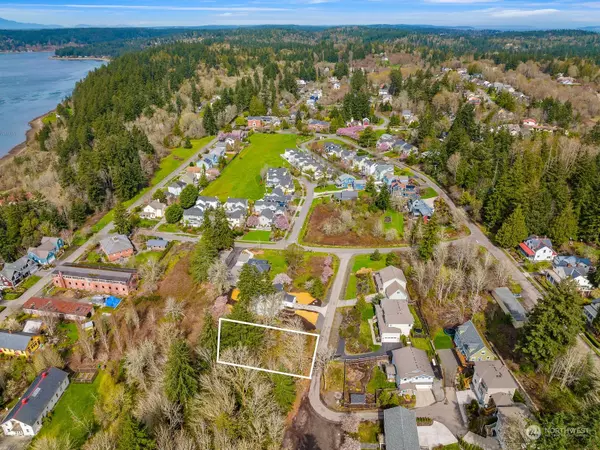 Bainbridge Island, WA 98110,0 Devenny AVE