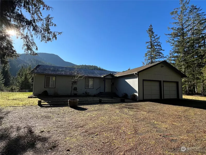 81 Dutch LN, Quilcene, WA 98376