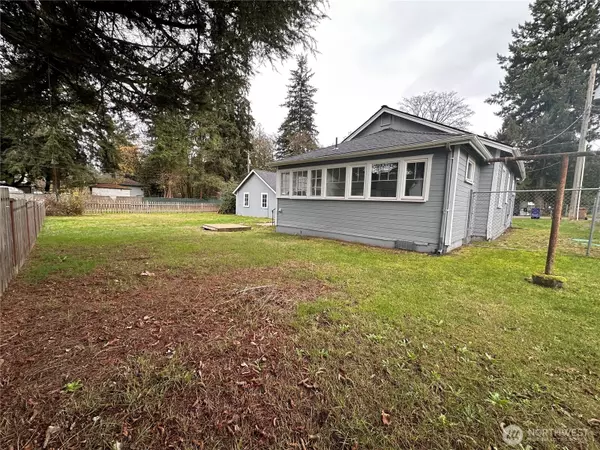 University Place, WA 98467,6925 52nd W #1