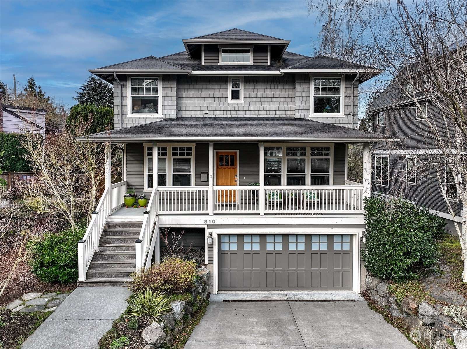 810 W Dravus ST, Seattle, WA 98119
