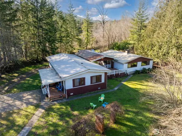 10409 394th PL SE, Snoqualmie, WA 98065