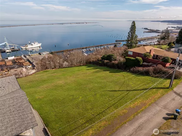 Port Angeles, WA 98363,999 W 4th ST
