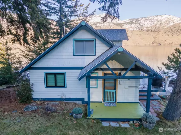 292 Robison LN, Chelan, WA 98816