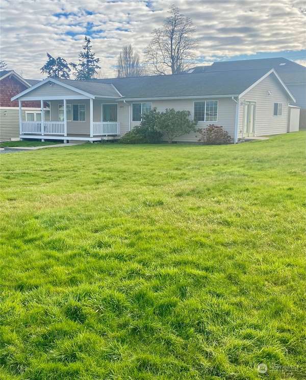 1411 31st St, Anacortes, WA 98221